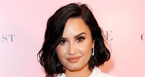 demi lopez lesbian|Demi Lovato Reveals the Exact Moment She Knew She Was Queer.